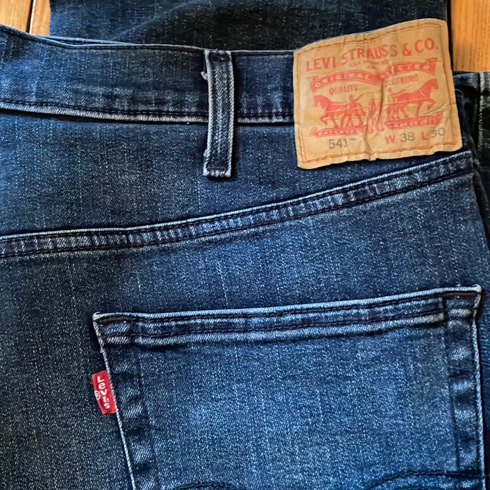 Levi’s 541 38x30 dark wash